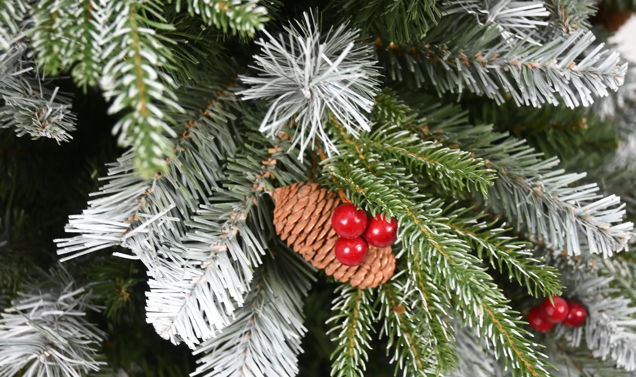 NONUO Artificial Christmas Trees for Every Home, Great Value